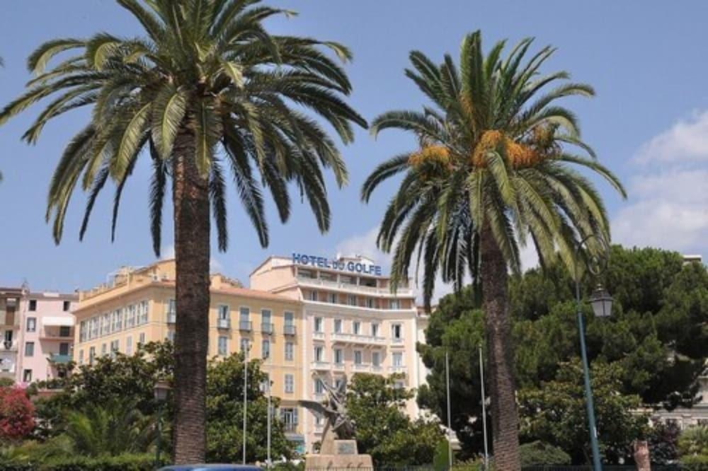 Hotel Du Golfe Аячо Екстериор снимка