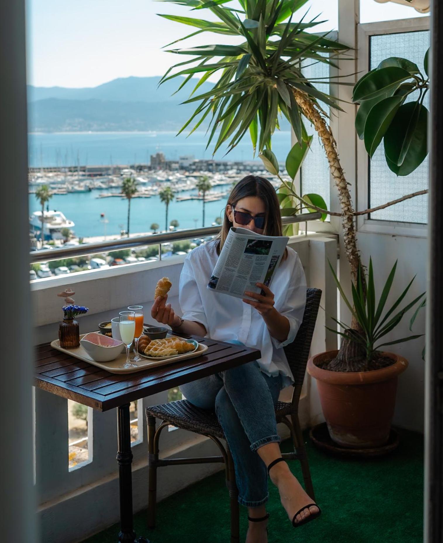 Hotel Du Golfe Аячо Екстериор снимка