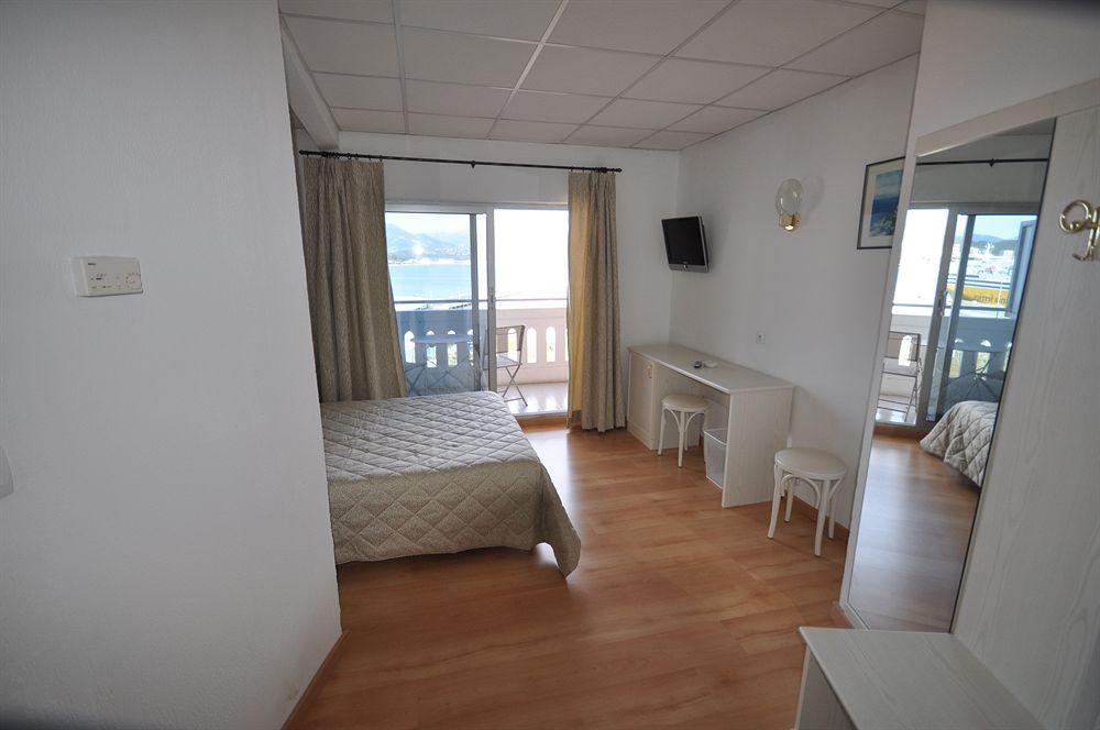 Hotel Du Golfe Аячо Екстериор снимка
